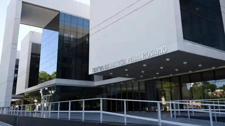 Se trata del narco más fuerte de Rosario que está preso en el penal de Ezeiza y estaría relacionado con el capo Esteban Lindor Alvarado.