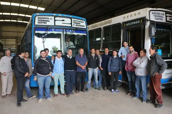 15 horas sin colectivos: los choferes de tres líneas pararon sorpresivamente