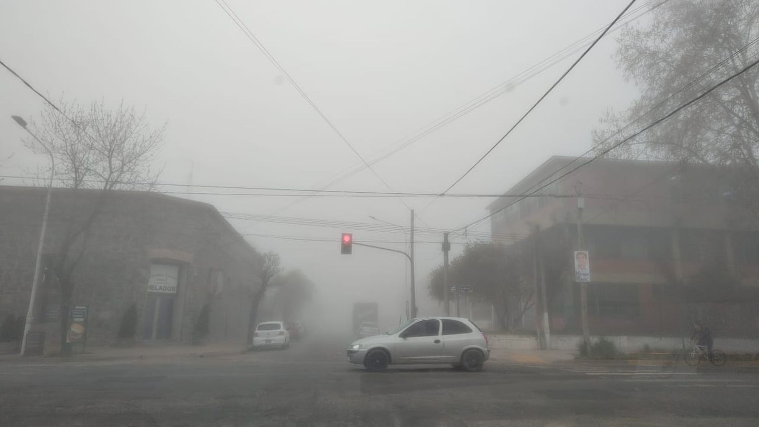 Martes con importantes bancos de niebla: ¿hay probabilidad de lluvia?