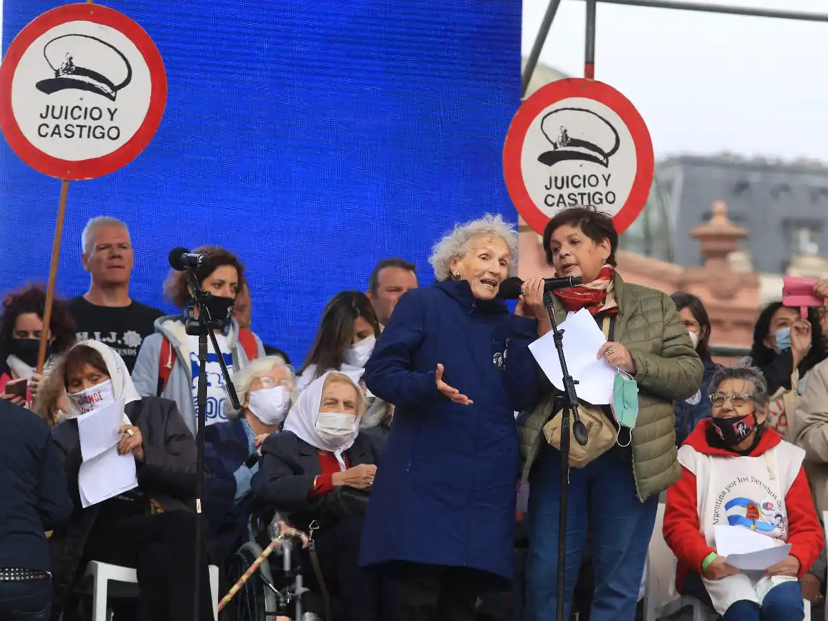 "No queremos neoliberalismo", afirmaron los organismos de DDHH en la Plaza