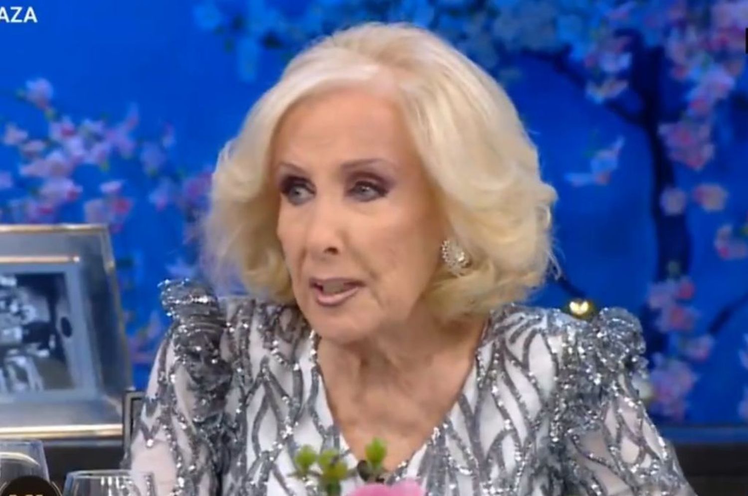 Todo se produjo cuando Mirtha conversaba con sus invitados sobre el destino del cuerpo de Eva Perón