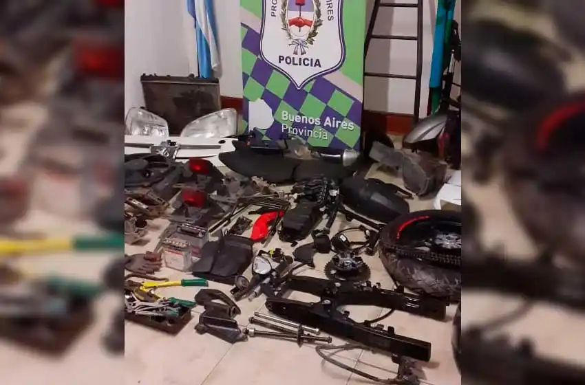 Video: Así detuvieron a delincuente que "cortaba" motos y las vendía por Facebook