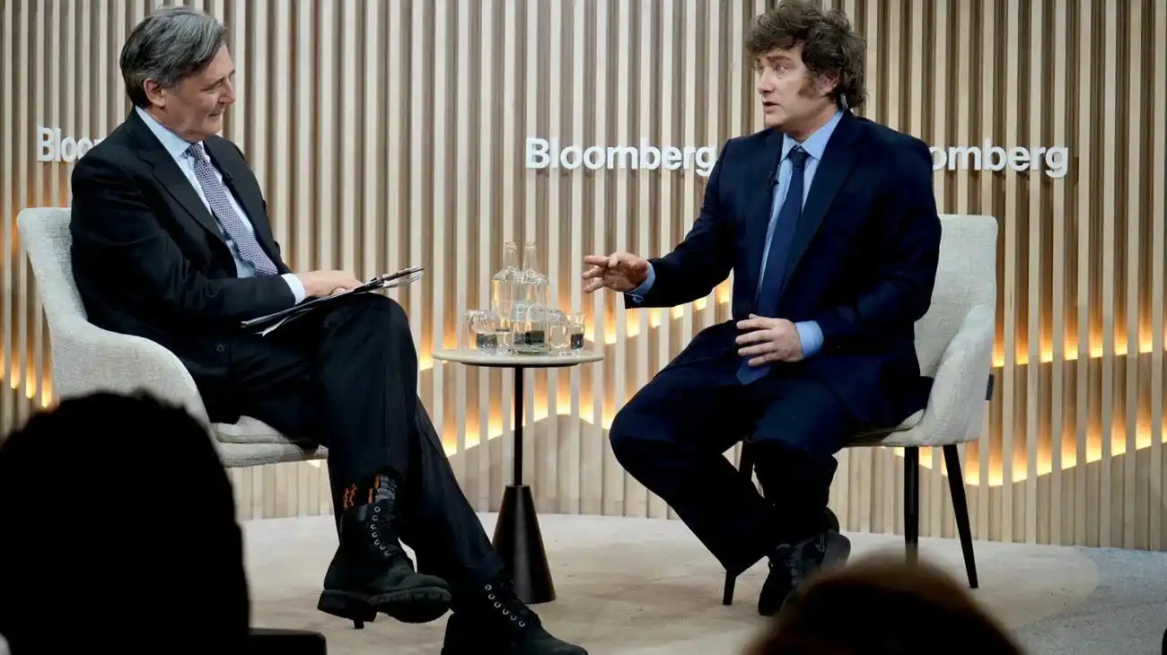 El presidente fue entrevistado por John Micklethwait, editor en jefe de la agencia de noticias Bloomberg News.
