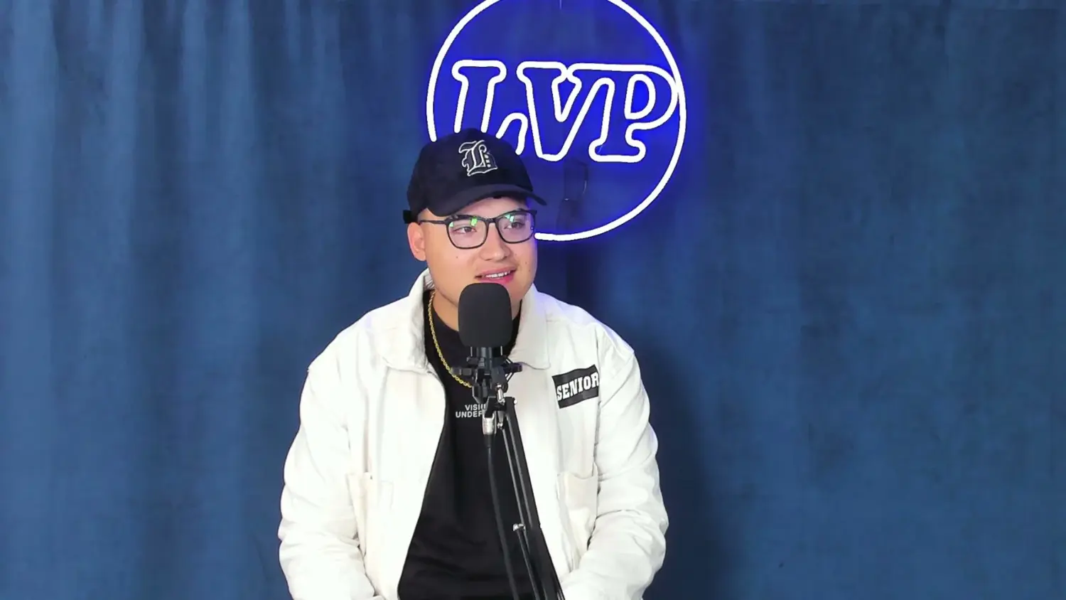 JVN Román visitó el estudio La Voz del Pueblo
