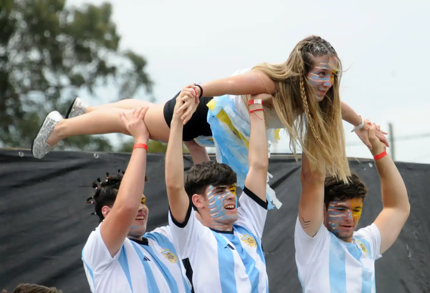 El domingo se realizará la Farándula.