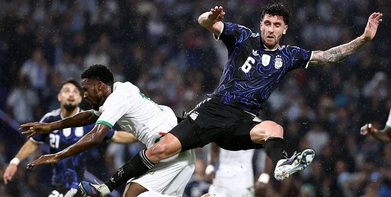 Scaloni busca reemplazante para Balerdi: quiénes son los candidatos para sumarse al Mundial. Credito: REUTERS/Agustin Marcarian