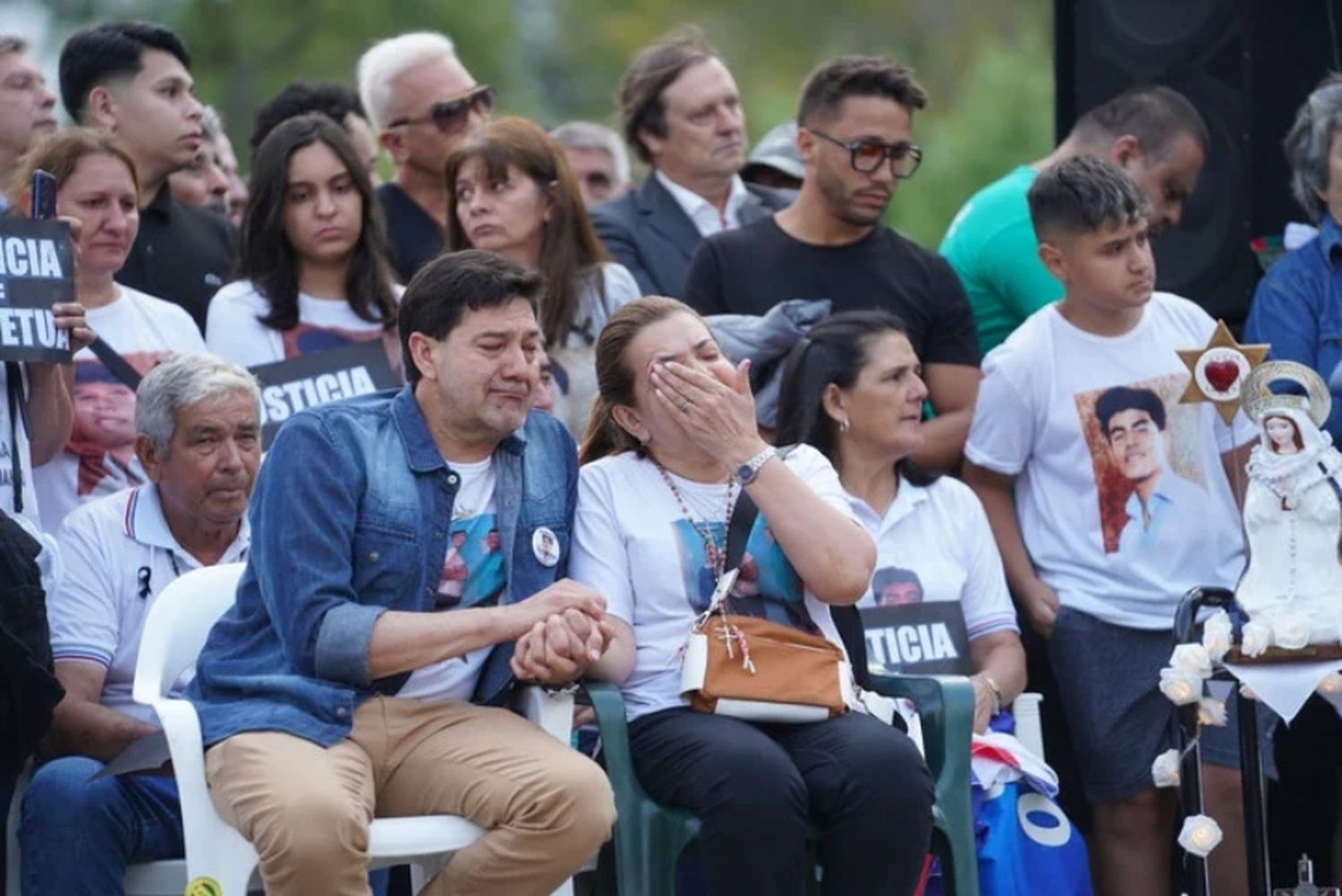 El reclamo de los padres en el homenaje a Fernando Báez Sosa: «No queremos venganza, solo queremos justicia y que pueda descansar en paz»