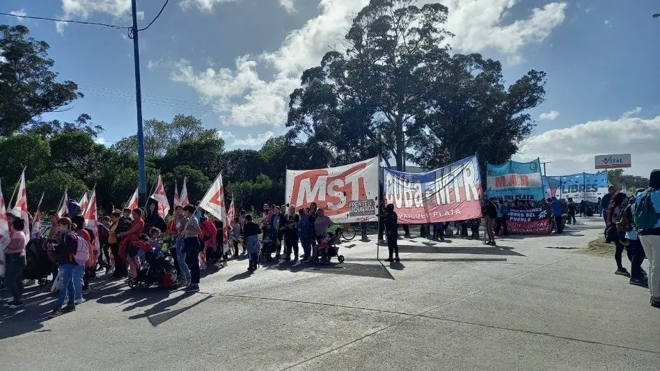 Unidad Piquetera: "En Mar del Plata reina el trabajo en negro, la inflación no para, es un gobierno que ha fracasado"