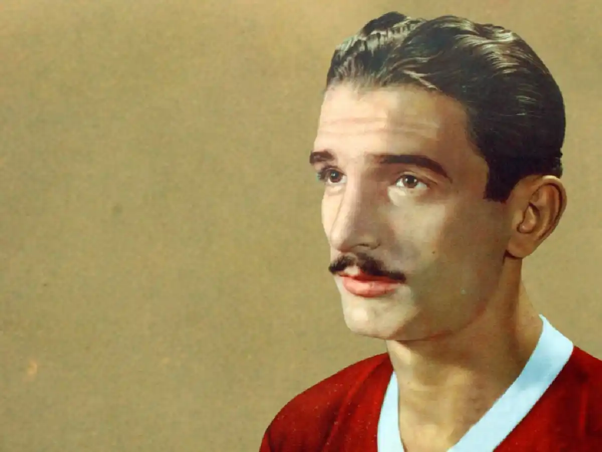 Se despide Capote del Rojo