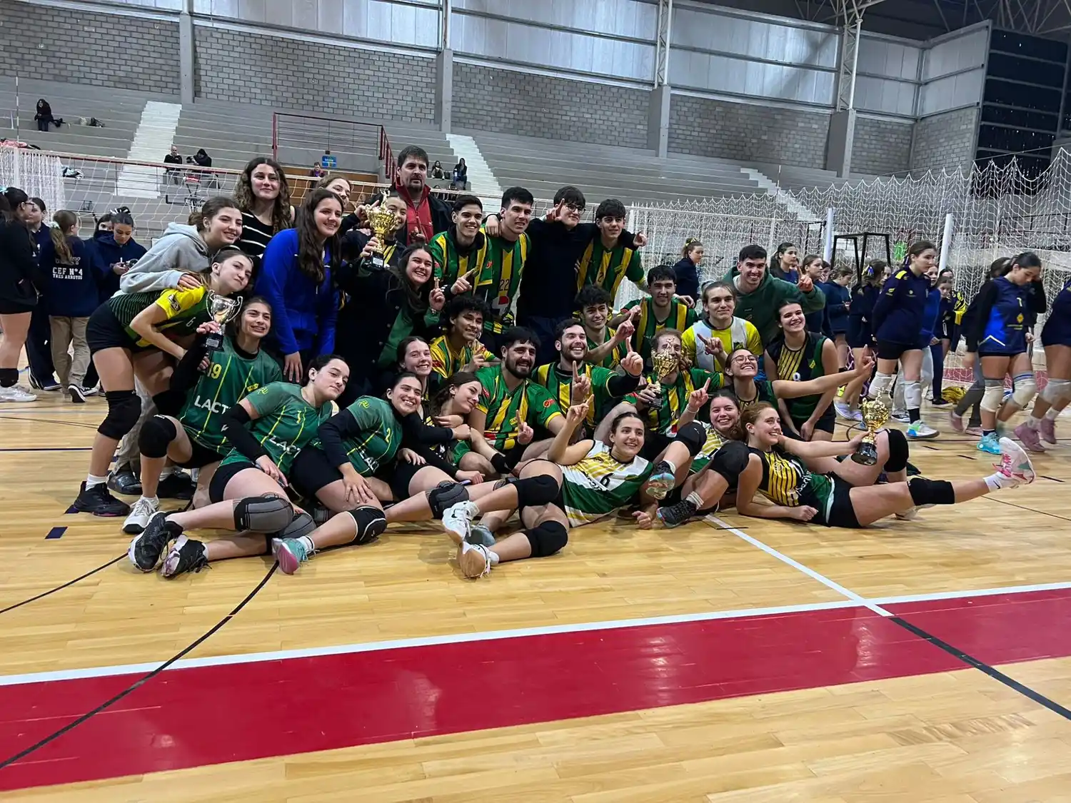 Todos los campeones del vóley local