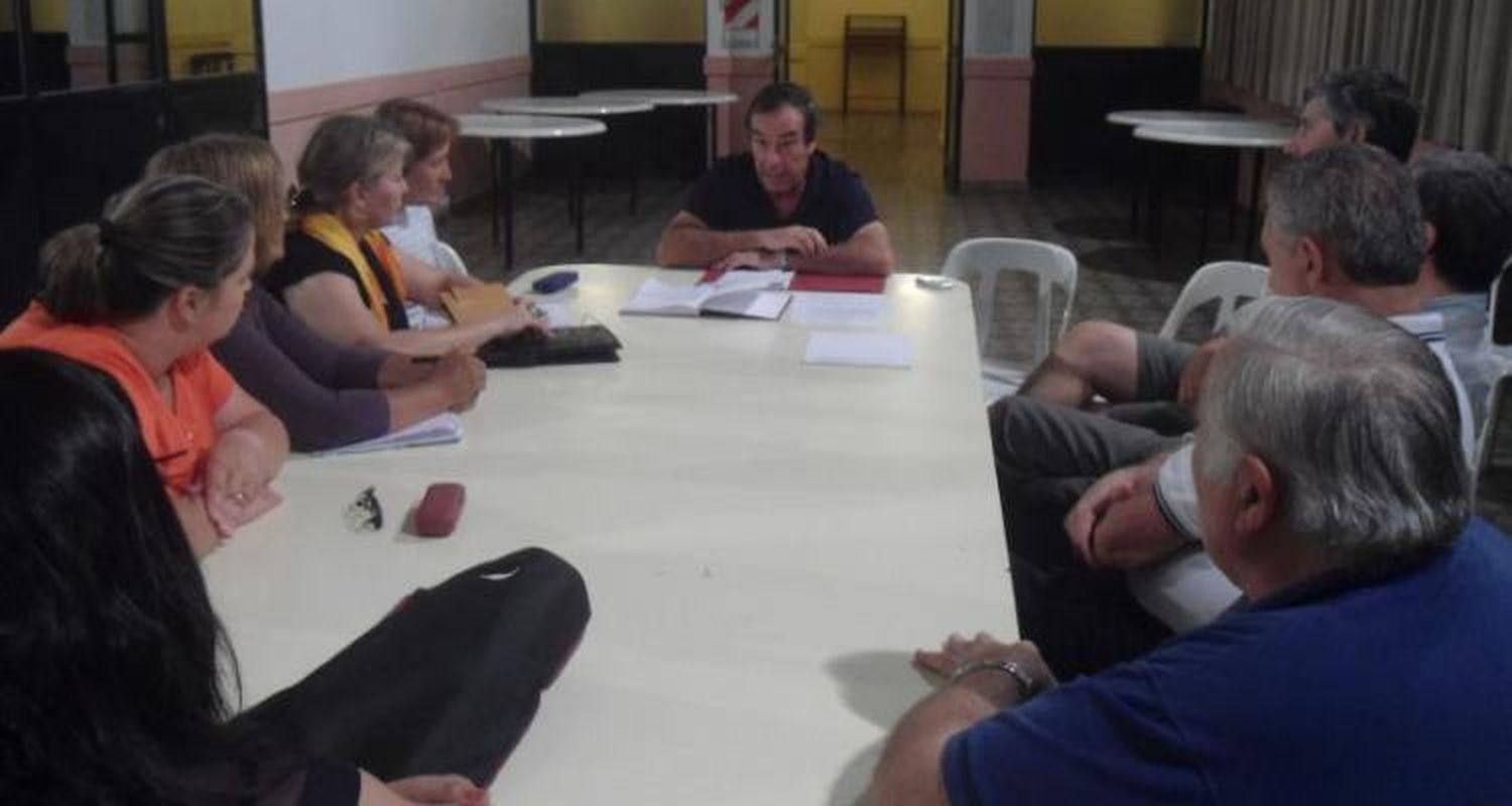 Prestadores turísticos piden reunión a Guacone