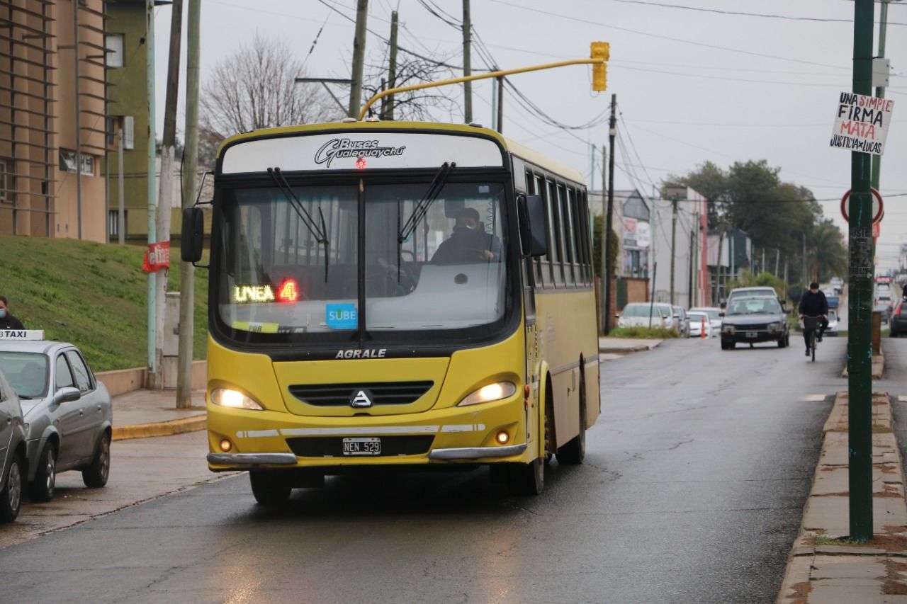 Los trabajadores de Buses Gualeguaychú, de paro: "ya tenemos dos meses sin cobrar"
