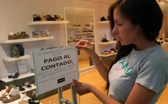 Aseguran que los comercios PyME no saben aplicar medidas nacionales