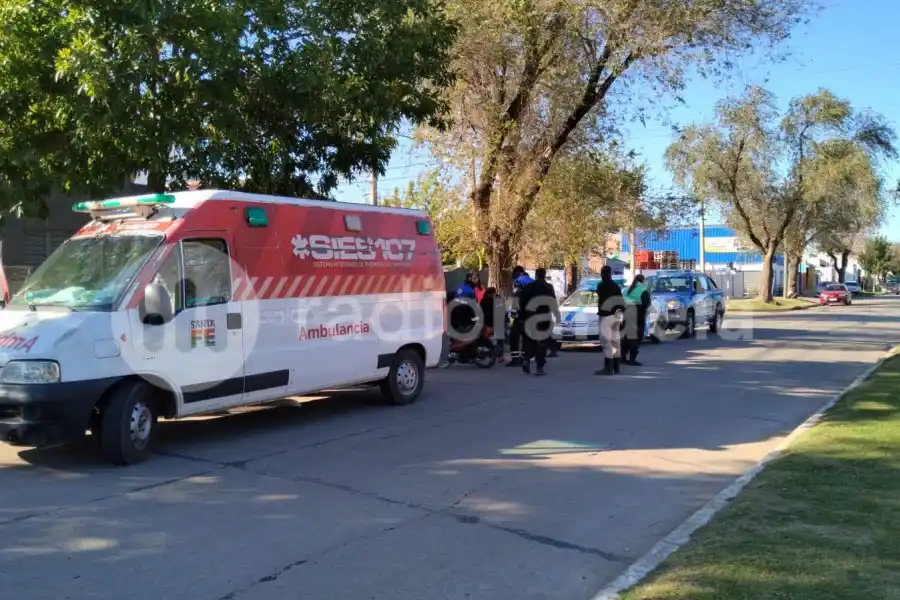 Un hombre murió al explotar un matafuego que estaba cargando