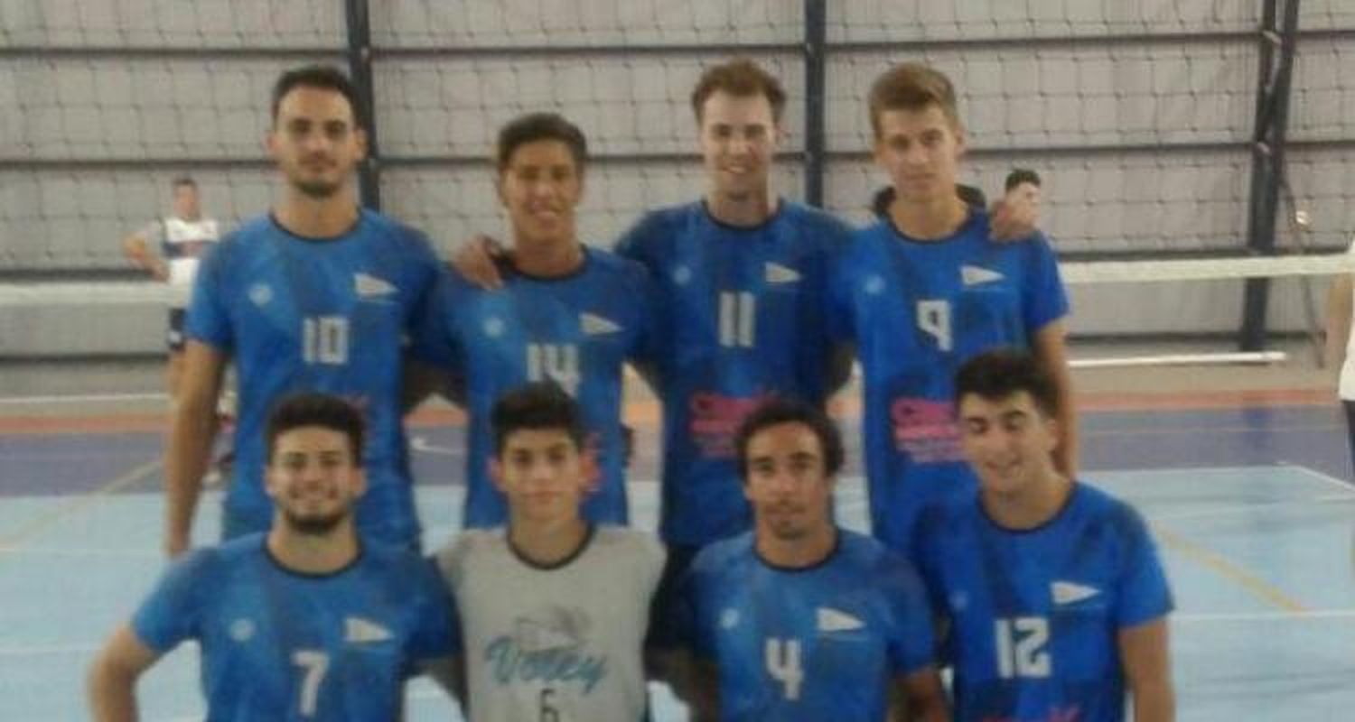 La primera masculina de Náutico debutó con victoria en la Asociación Nicoleña