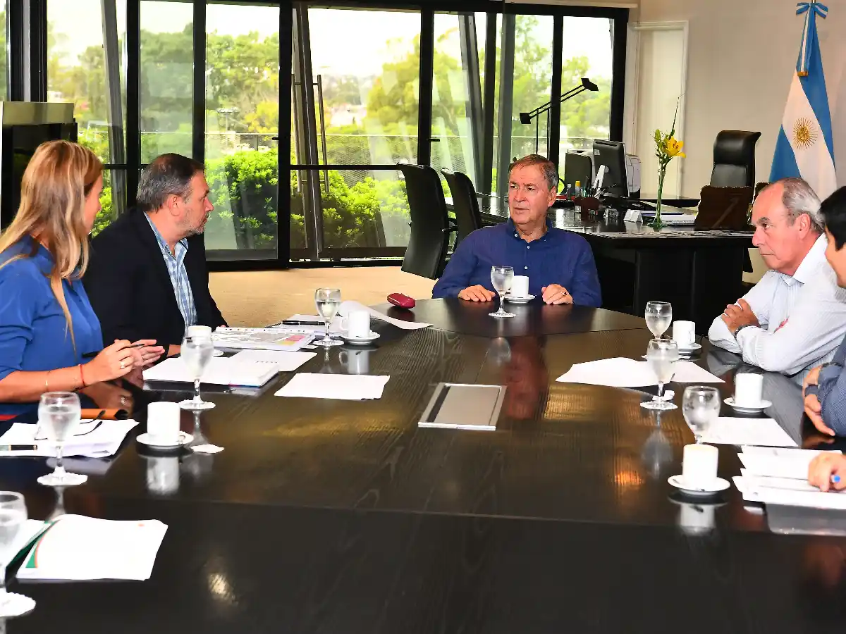 Schiaretti retomó las actividades tras la operación