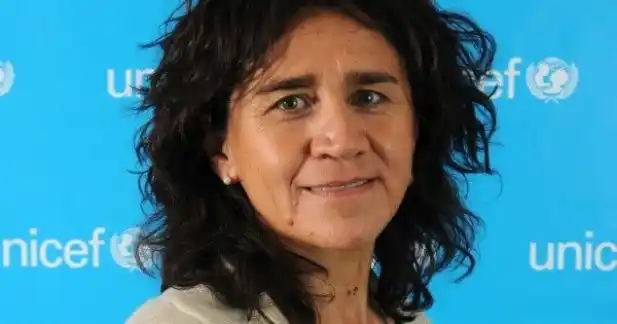 Ortiz recomendó "Vacunarse más y besarse menos"