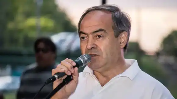 El intendente Cocconi, de Tapalqué, cruzó a Milei: "Sus recortes le están generando muchos problemas a nuestros vecinos"