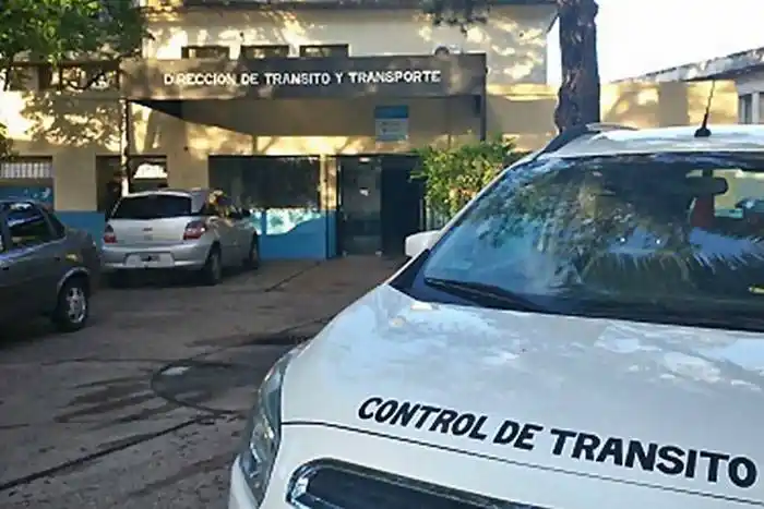 Funcionarios de la Dirección  de Tránsito irán a juicio  por desobediencia judicial