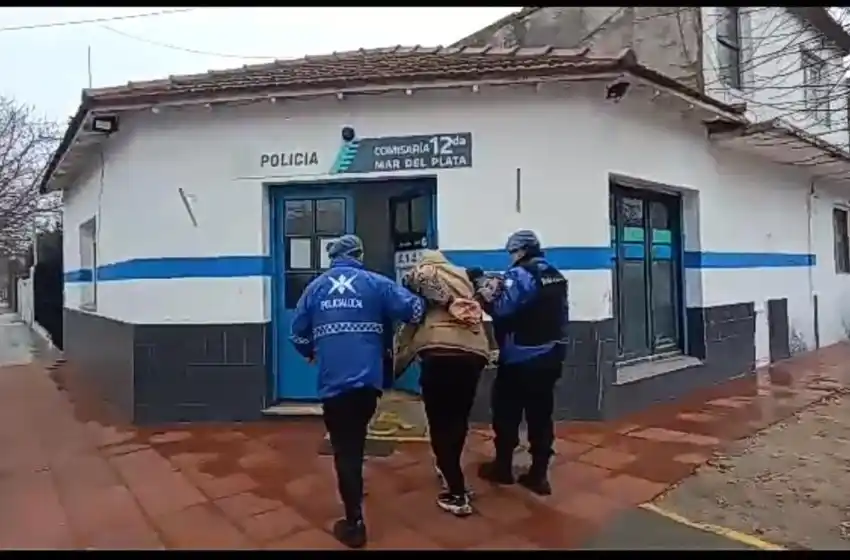 Video: taxista activó botón de alerta y atrapan a un hombre con una cuchilla