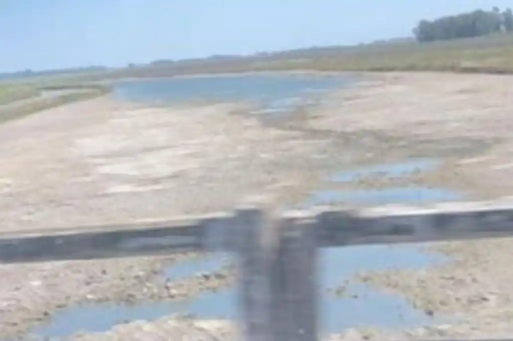 El río Salado está a punto de quedar sin agua en Alberti por la extrema sequía