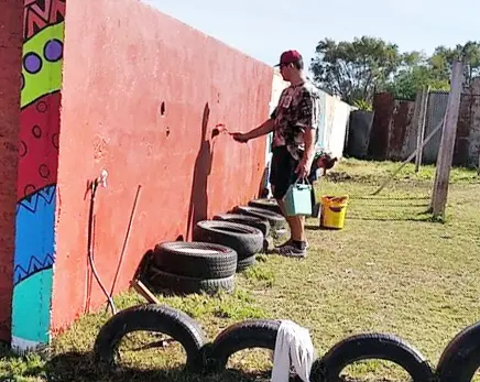 Una esquina con color y mucha actividad
