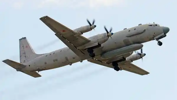 Siria derribó a un avión ruso y mató a 15 militares