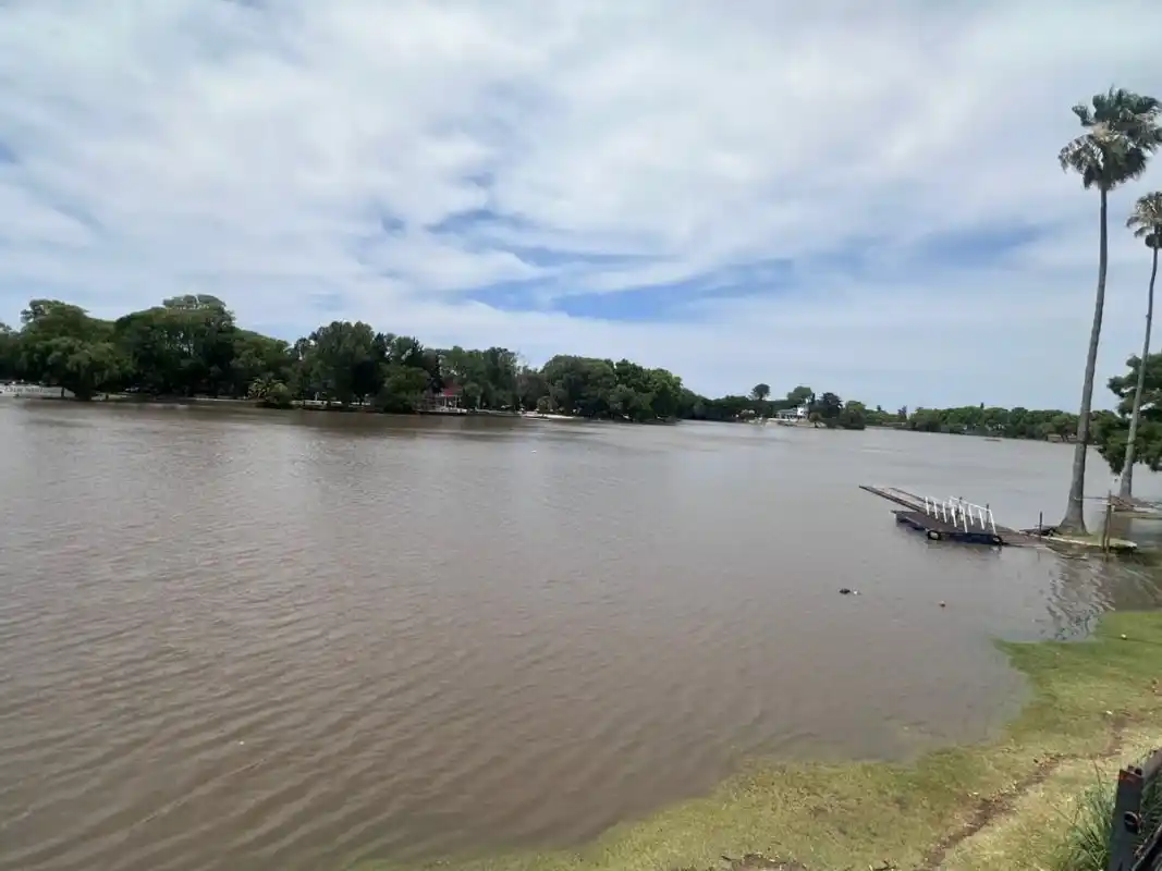 Luego de un repunte por la sudestada, el río Gualeguaychú muestra una tendencia “a la baja”
