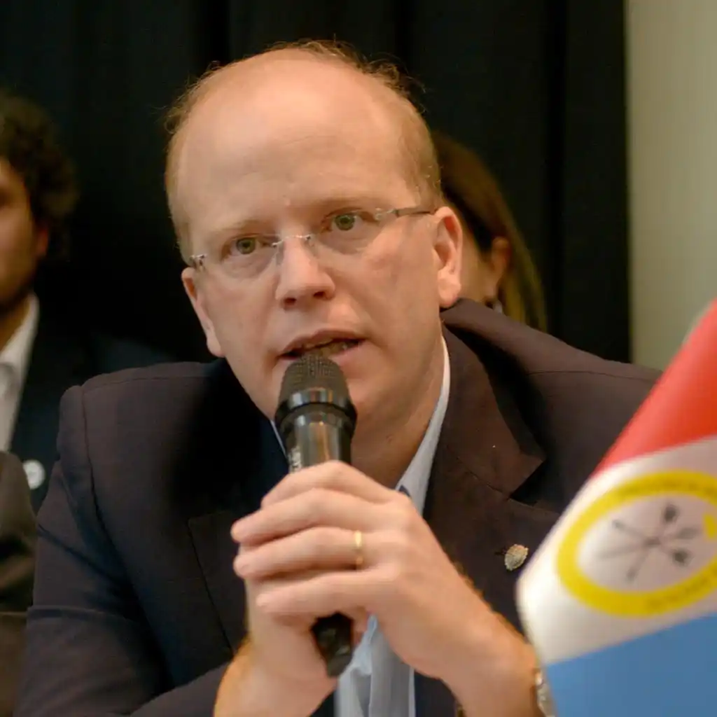 “El sector financiero creció pero decayó el mercado interno”