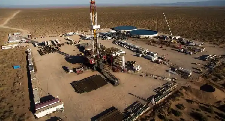 Comercio exterior: la balanza energética explicó casi un tercio del superávit de enero