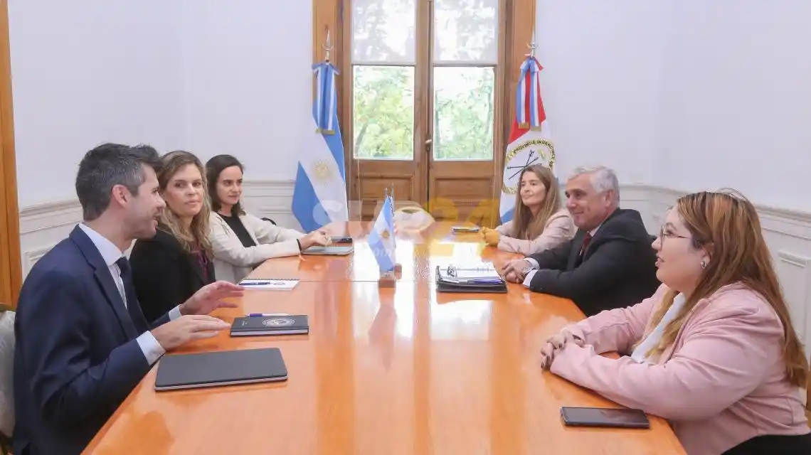 El gobierno provincial recibirá asesoramiento de la Embajada de Estados Unidos