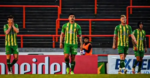 Mientras se discuten los descensos en la Liga Profesional, Aldosivi de Mar del Plata va por el milagro