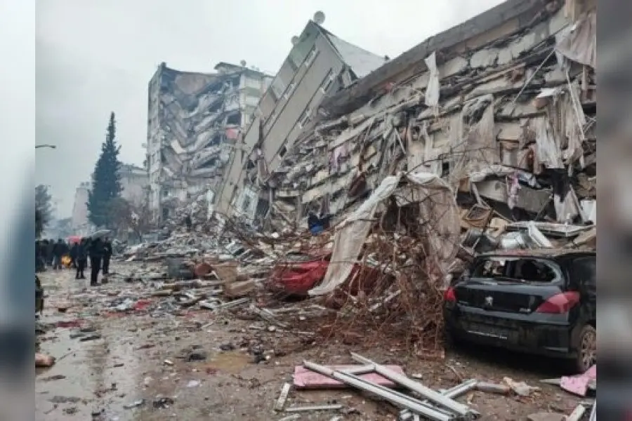 Devastadores terremotos en Turquía y Siria: ya suman más de 3000 los muertos