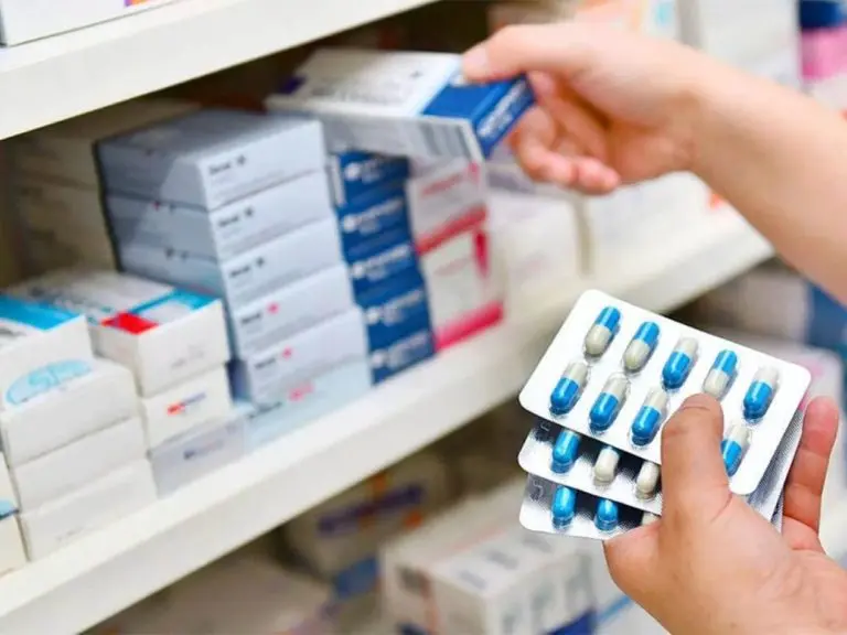 Los precios de los medicamentos aumentaron 65,9% en el último año, según un informe