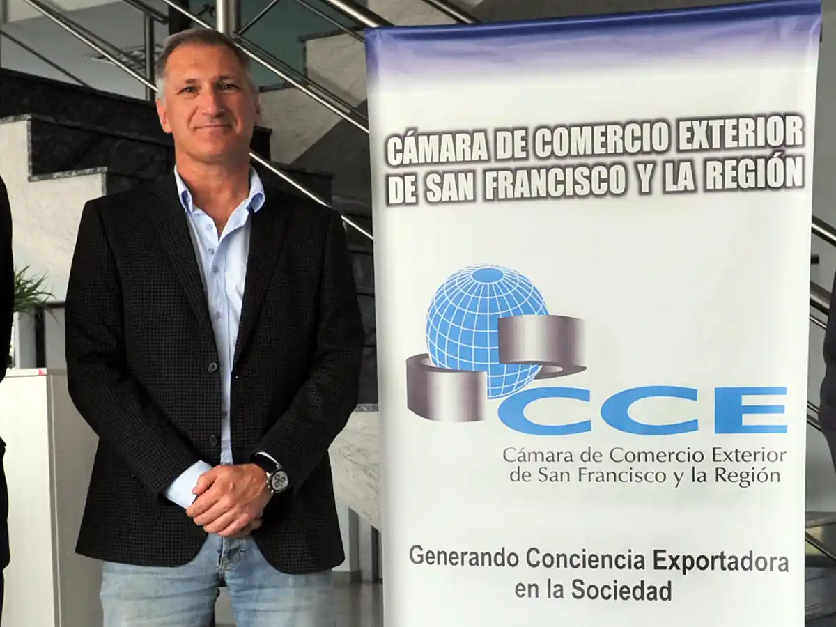 Piden bajar sobrecostos y desburocratrizar trámites para exportadores   