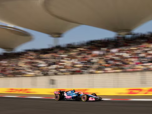 Colapinto lasrgará 16° en la carrera Sprint a la medianoche del viernes en Argentina. Foto:AP
