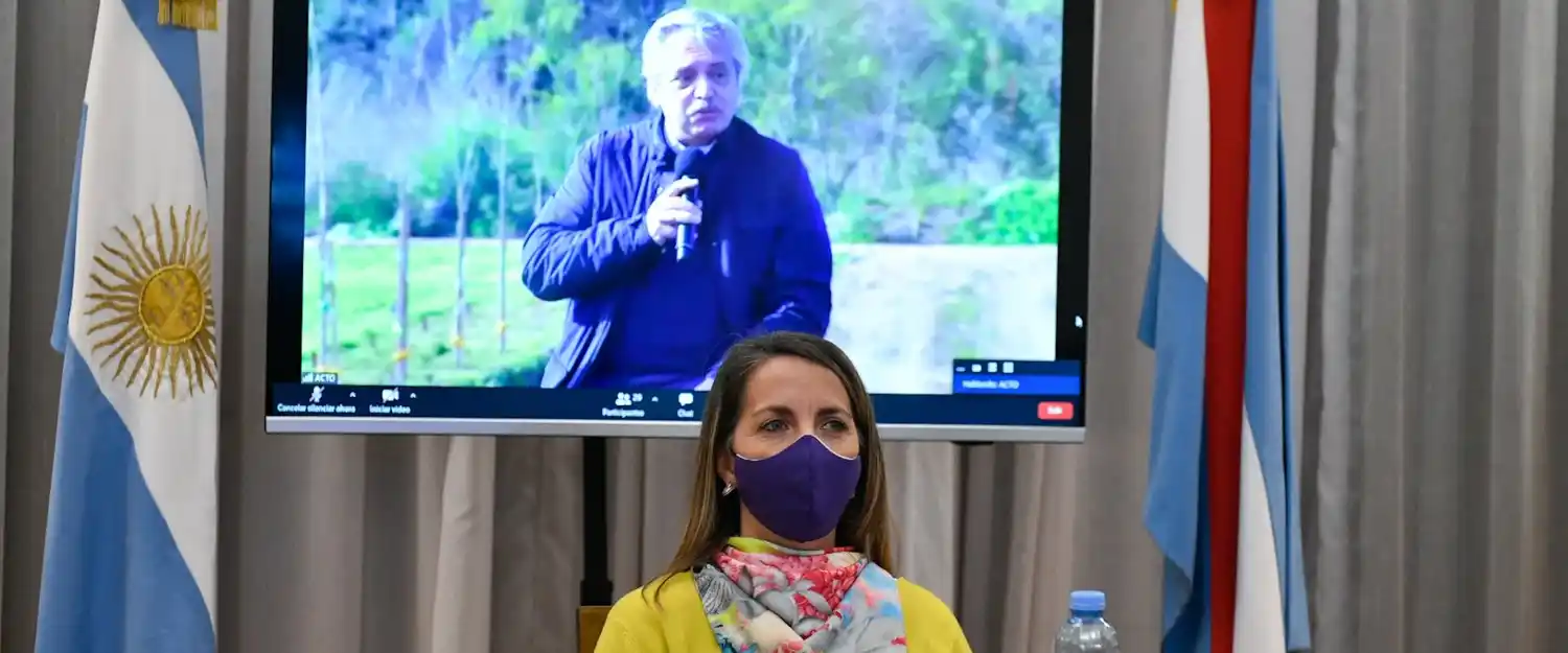 Dispondrán de lotes con servicios y créditos para viviendas