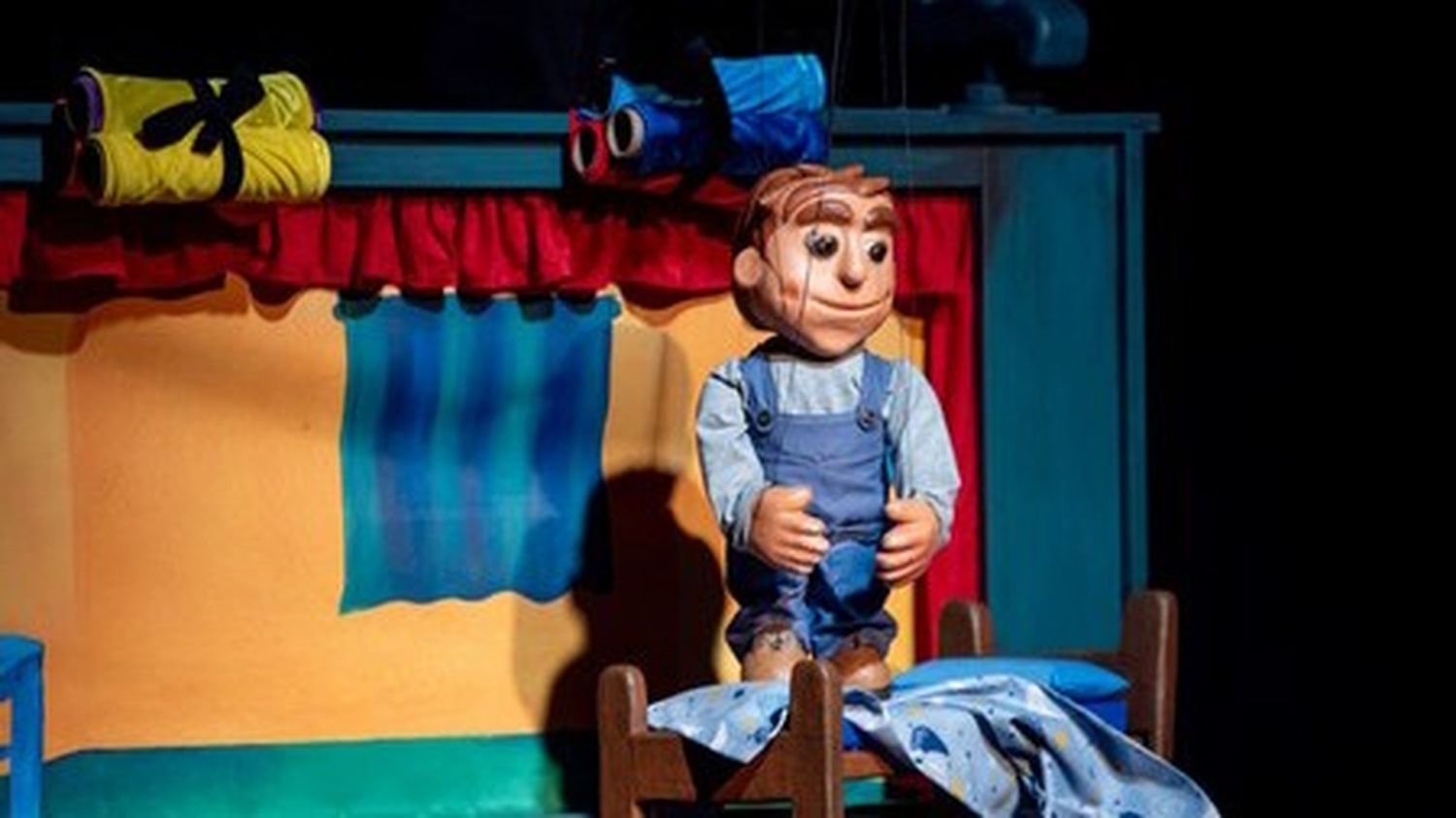 Teatro de Títeres. Gregorio Escarabajo, una obra destinada al público infantil y familiar