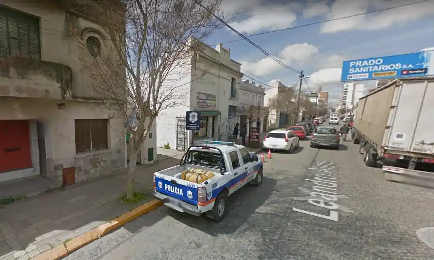 Una mujer denunció un violento ataque e intento de abuso en la vía pública