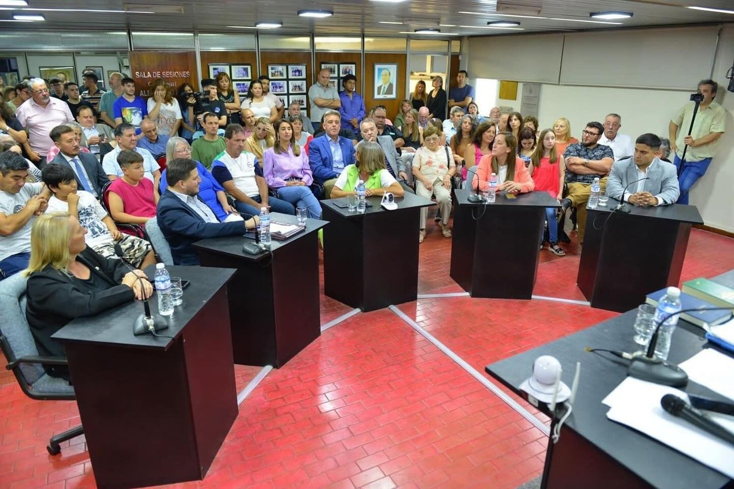 El cuerpo legislativo analizó el año de trabajo.