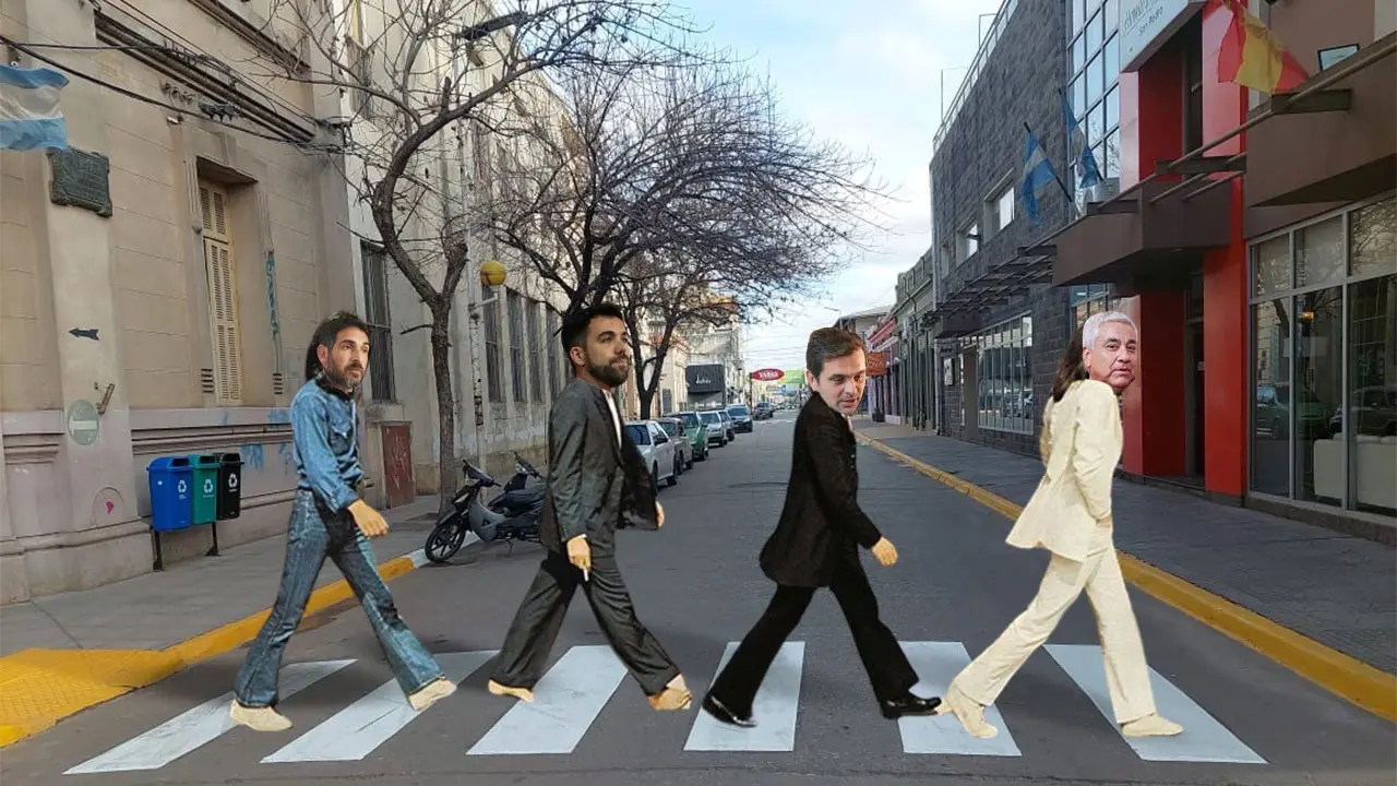 La nueva señaletica con los protagonistas del popular álbum: Jhon, Paul, Jeorge y Ringo.