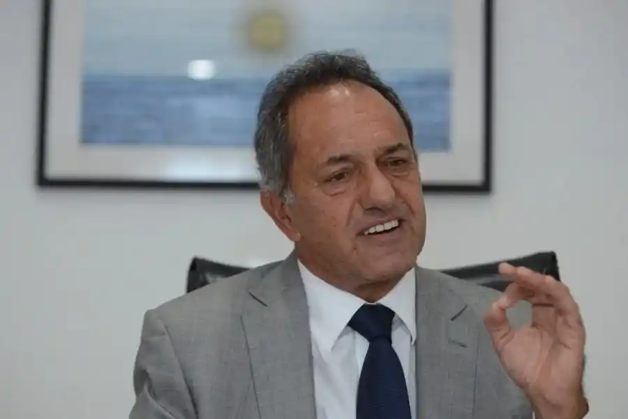 Scioli reveló que Garro se fue solo tras la polémica por el video del futbolista Enzo Fernández"Puso su renuncia a disposición y se la aceptó",