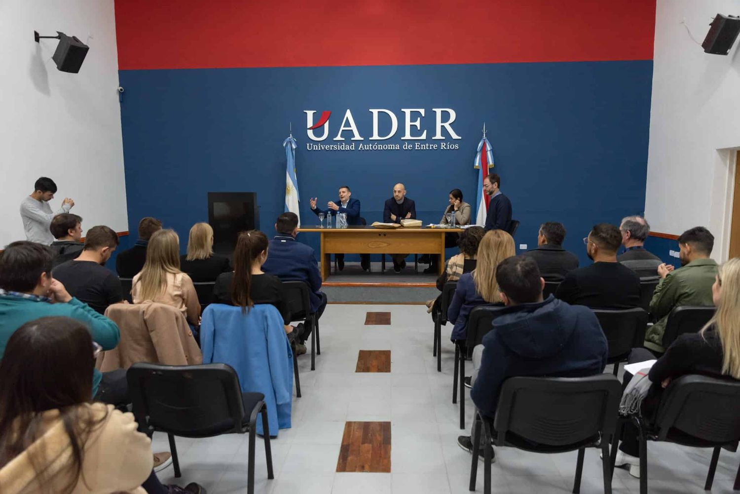 El Rector Filipuzzi propone “llamar a una especie de plebiscito o referendo sobre nacionalizar la Facultad de Humanidades, Artes y Ciencias Sociales»