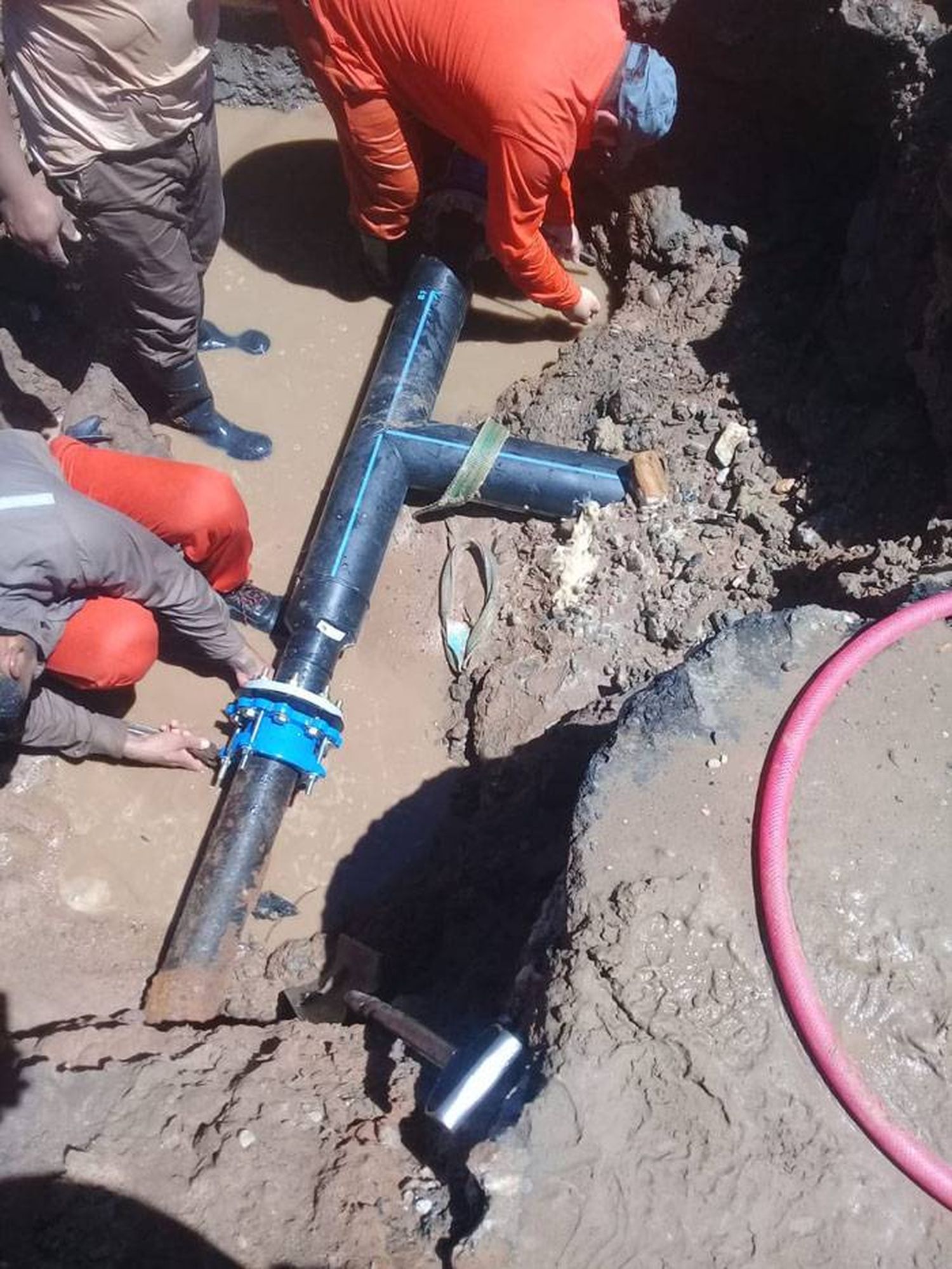 EDOS: Nuevo empalme de la obra de la nueva planta de agua en zona céntrica 