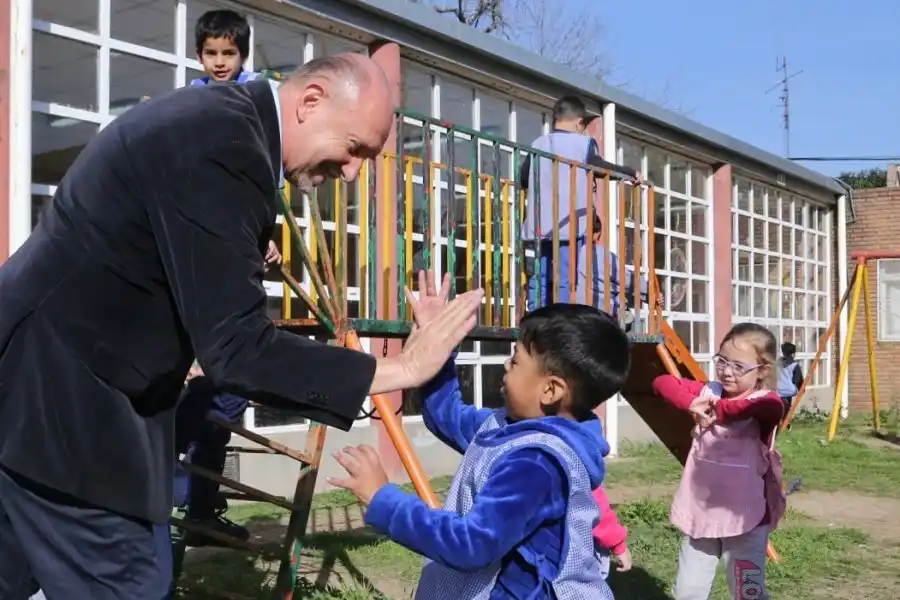Omar Perotti inaugurará 500 obras en los próximos 30 días 
