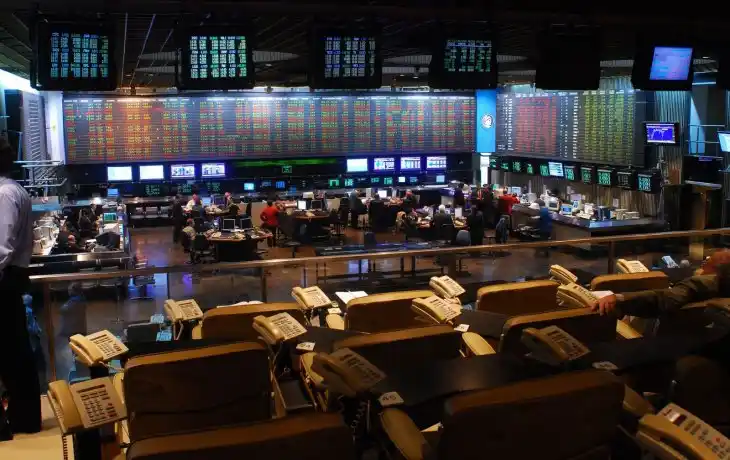 El dólar supera los $ 41 y se acerca a su máximo histórico