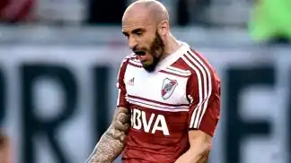 Un herido en un accidente de tránsito protagonizado por Javier Pinola