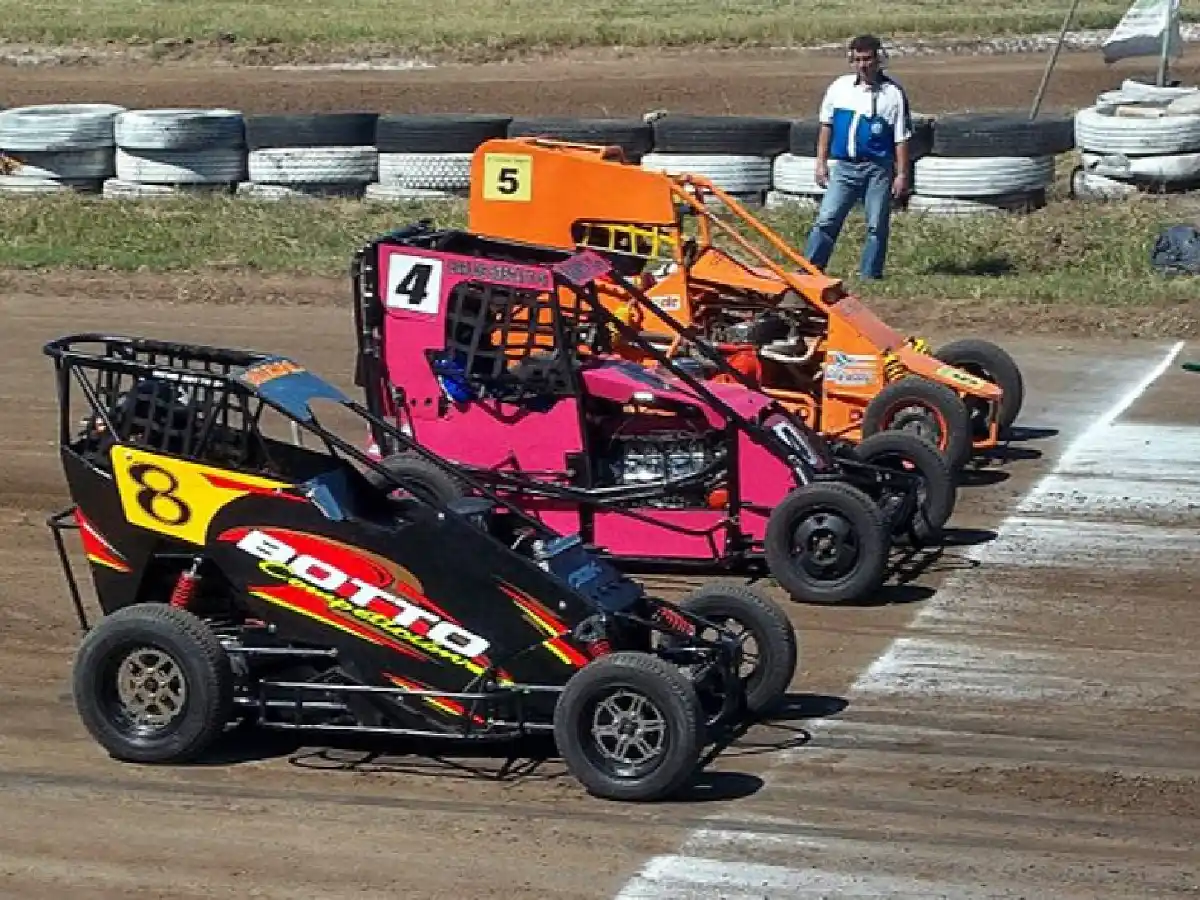 Midget Cordobés: Corren en Altos de Chipión