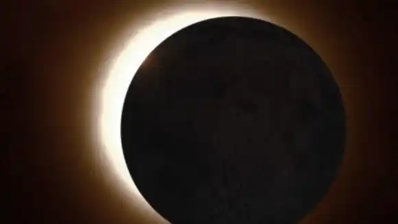 SE VIENE UN ECLIPSE SOLAR: ¿cuándo, dónde y a qué hora podrás verlo en Venezuela?