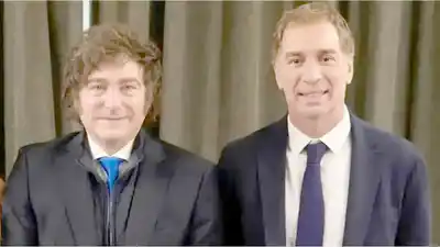 El Presidente junto a Diego Santilli, ministro del Interior.